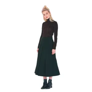 416 / Pleated Skirt w Pointed Yoke