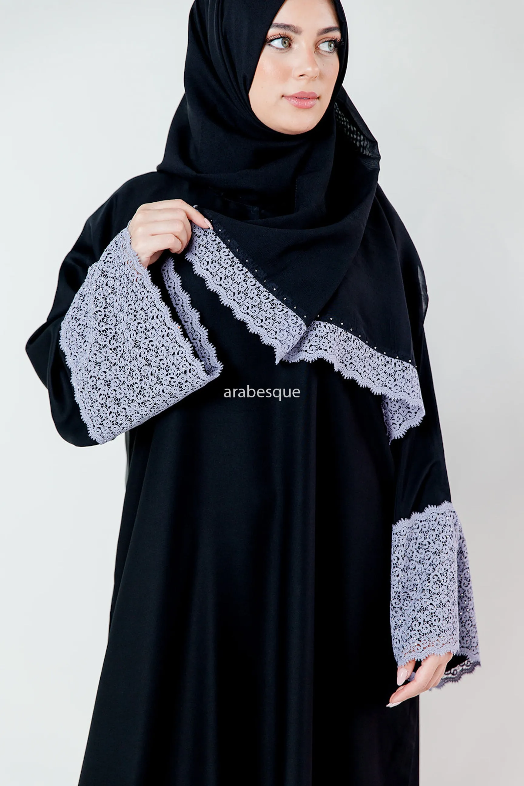 Nasra Abaya