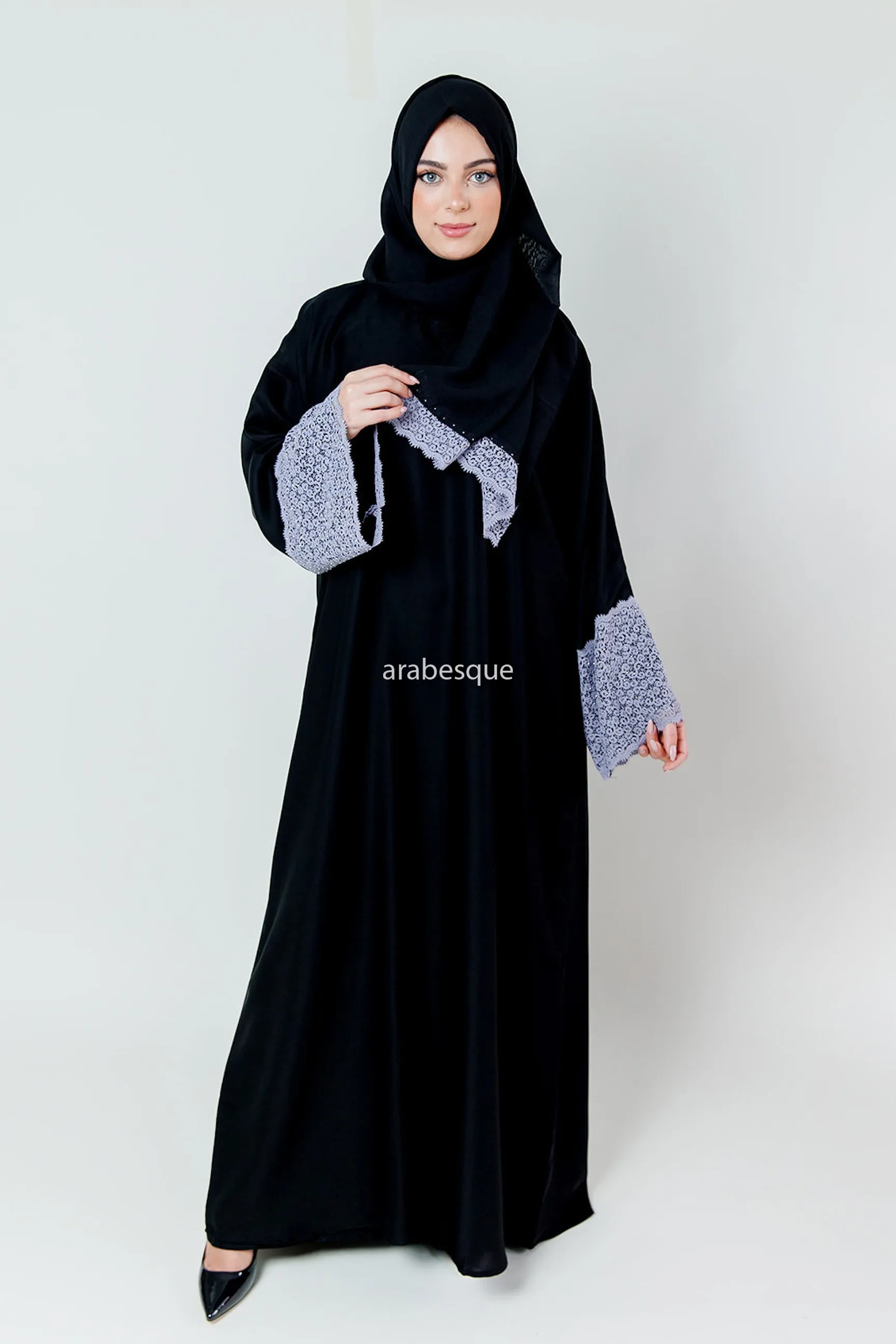 Nasra Abaya