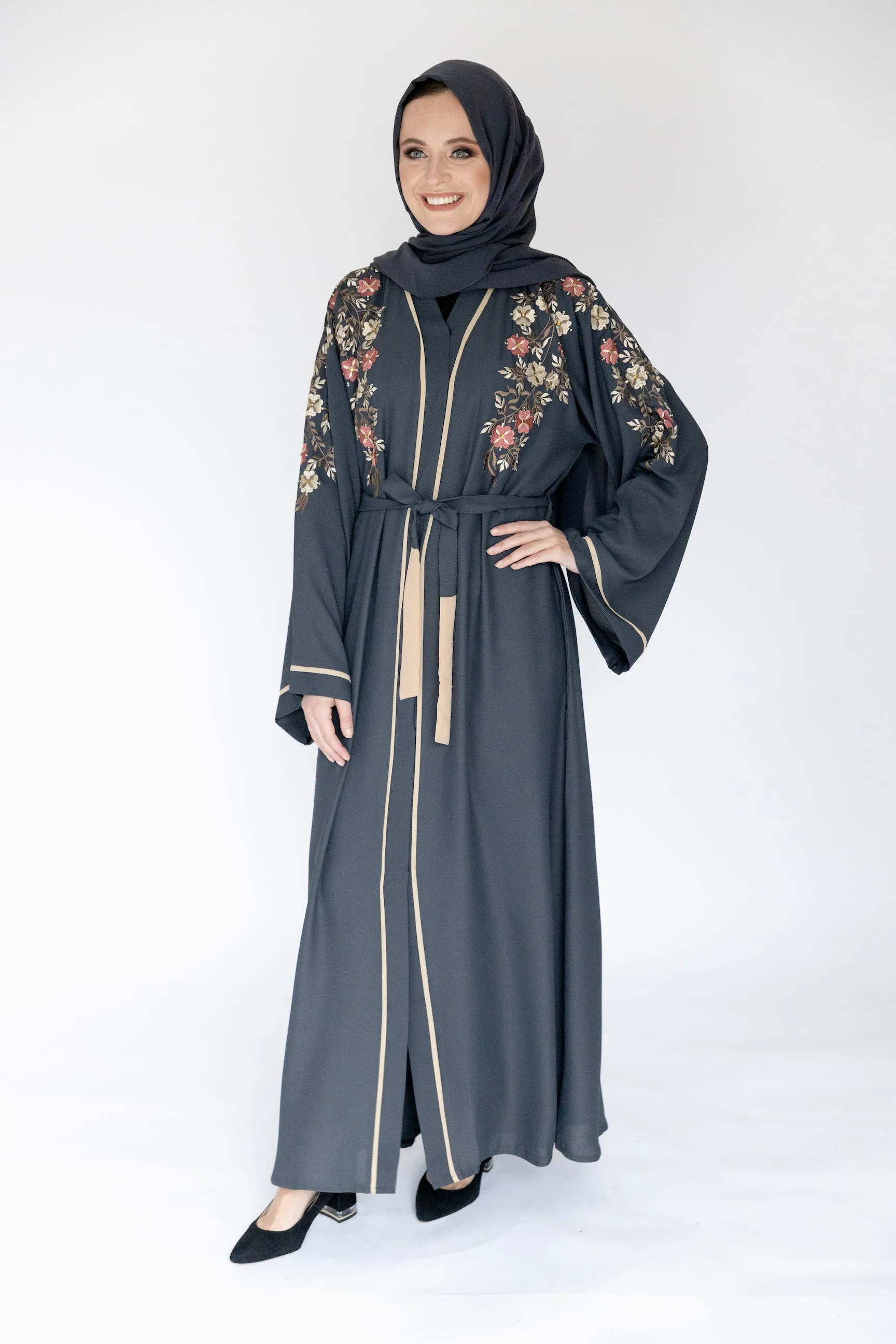 Naya Abaya