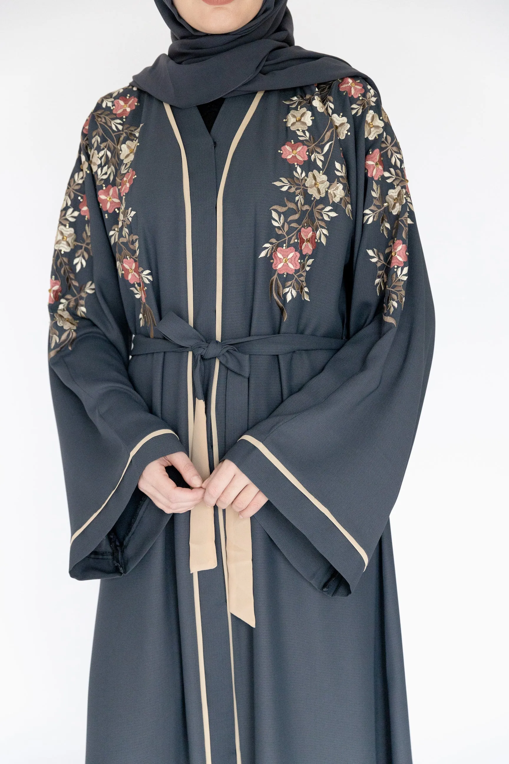 Naya Abaya