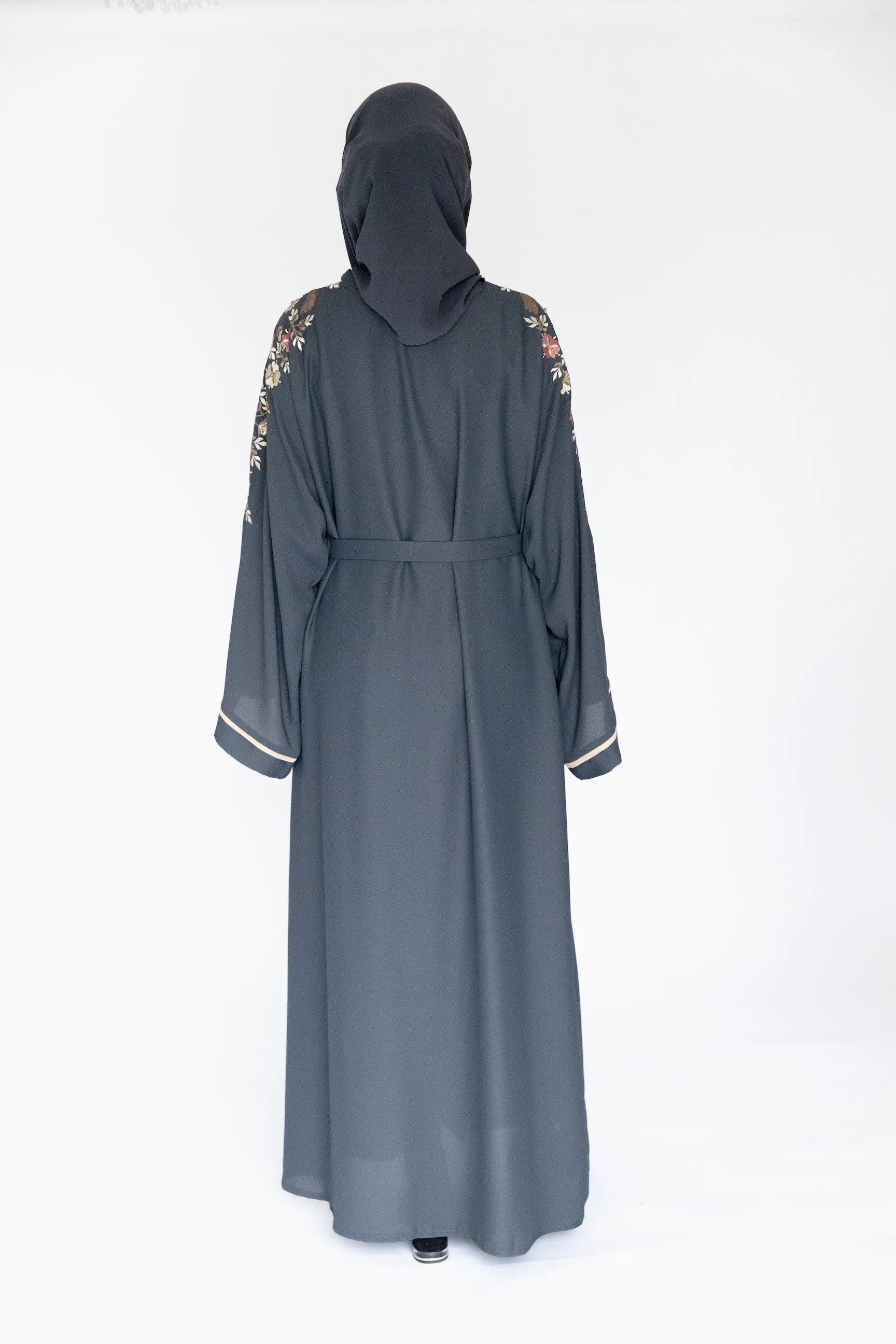 Naya Abaya